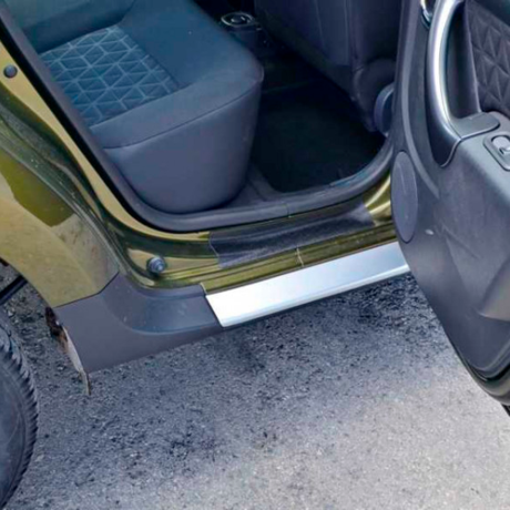 Накладки в проемы дверей (передние + задние) для Nissan Terrano с 2016 г.в. купить недорого с доставкой в Саранск